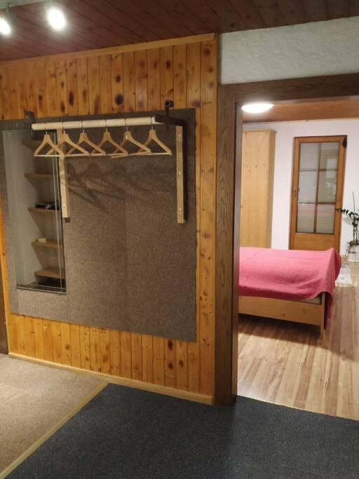 Upcycling Appartement Fischl - Nachhaltig Und Kreativ Wohnen Fuer Gross Und Klein Jenbach Esterno foto