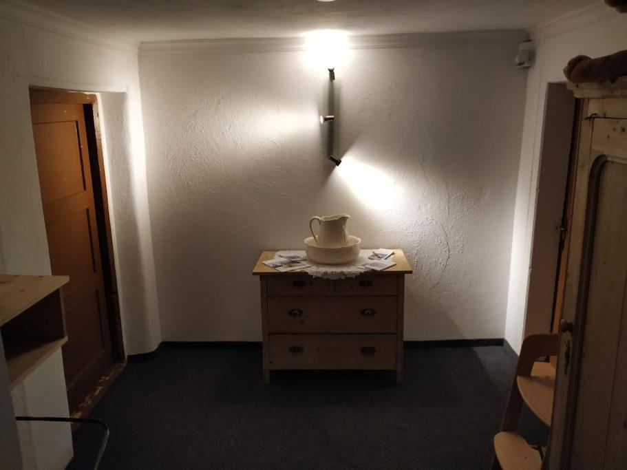 Upcycling Appartement Fischl - Nachhaltig Und Kreativ Wohnen Fuer Gross Und Klein Jenbach Esterno foto
